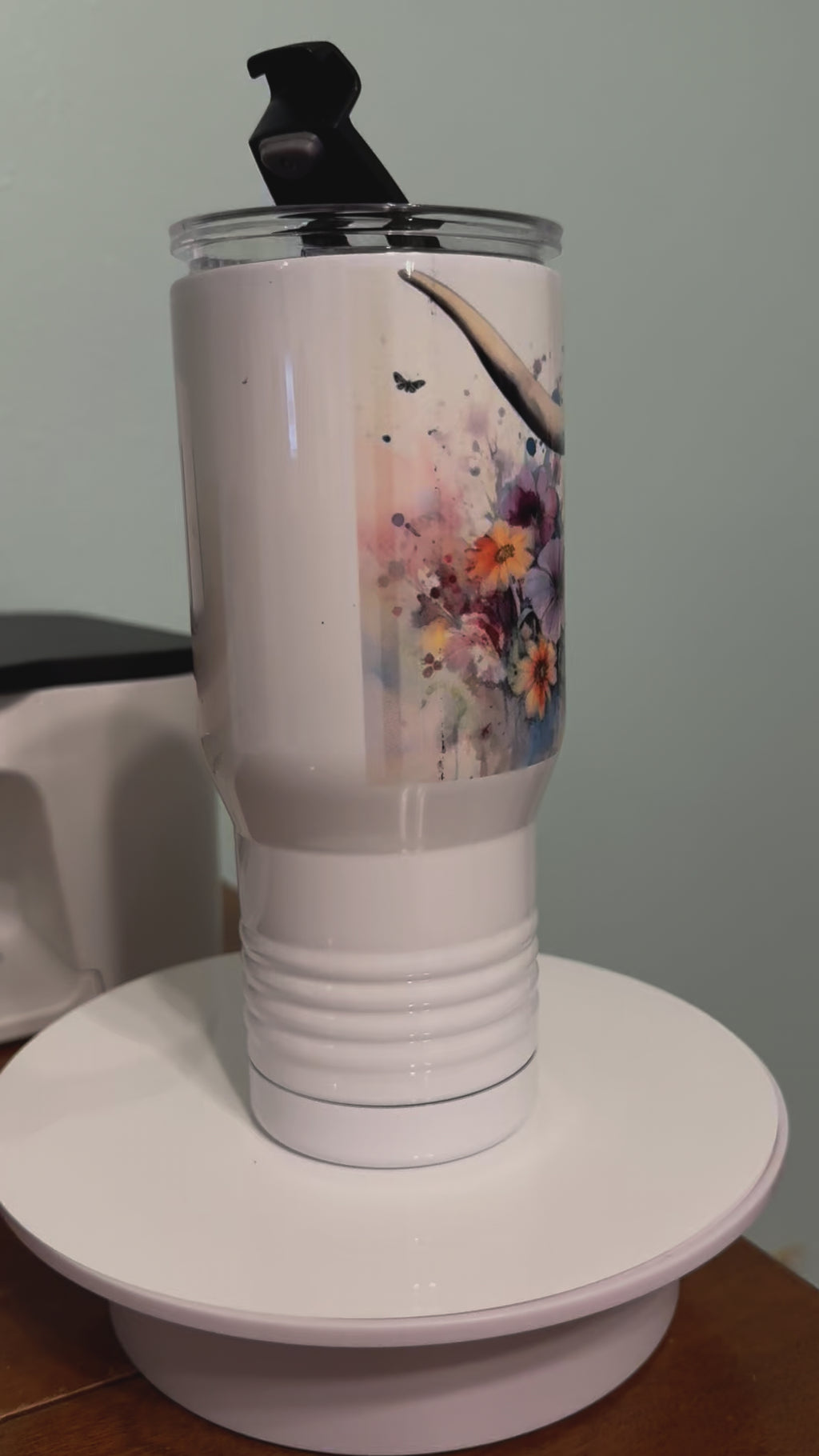Floral Highland Cow 22 oz Tumbler